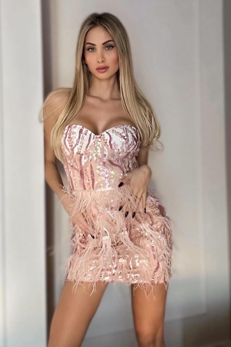 Надя - Индивидуалка Питера, размер груди 2, метро Старая Деревня